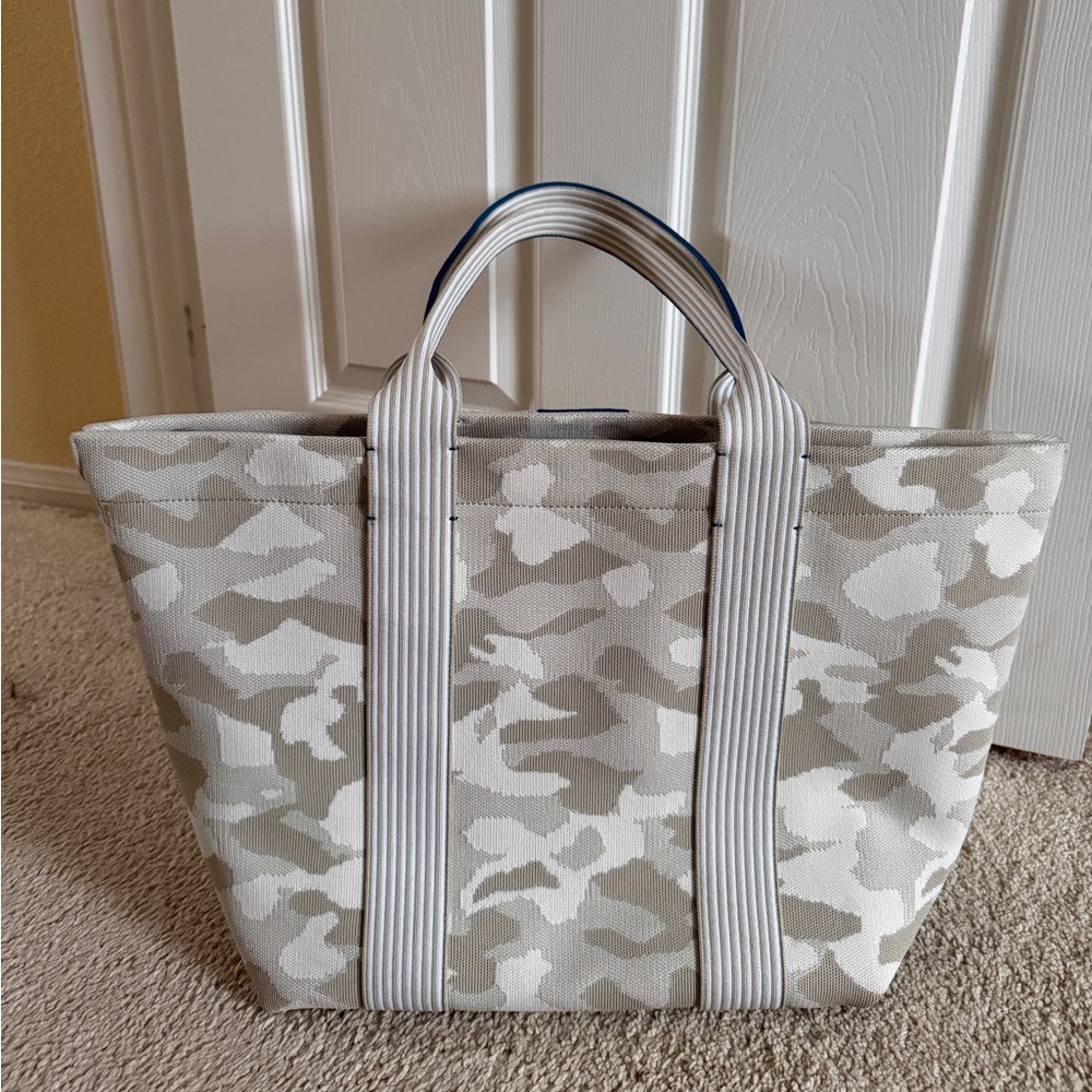 Rothy's Essential Tote in Desert Camo (retired)